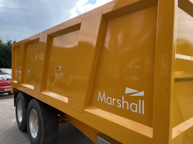 Marshall QM-11 Trailer