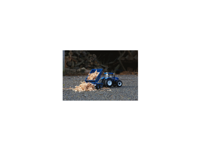 Britains New Holland T6 & NC Tilt Dumper. OEM Part No 432685.  New Holland Toy. Farming toy. Online toy shop. Britains models. Britains New Holland 1:32 scale. 1:32 scale new Holland. Click & collect.