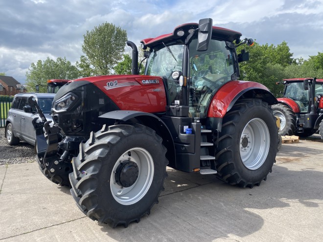 Case IH Puma 165  Semi Powershift Front Linkage