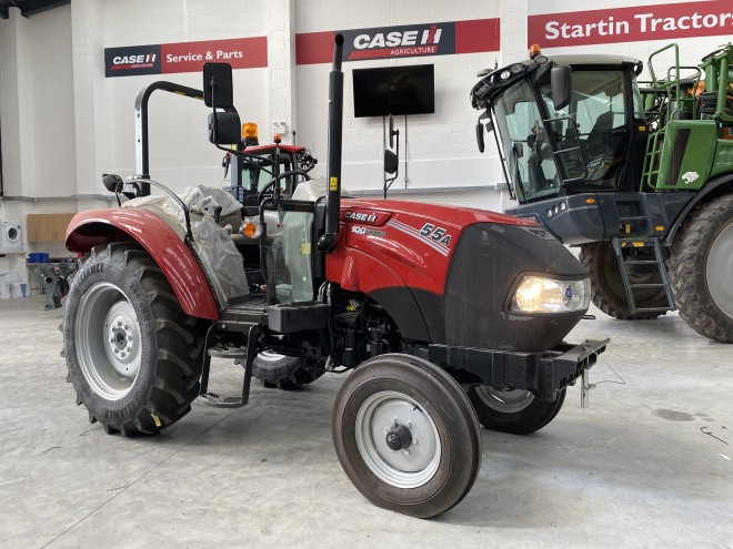 Case IH Farmall 55A 2WD ROPS