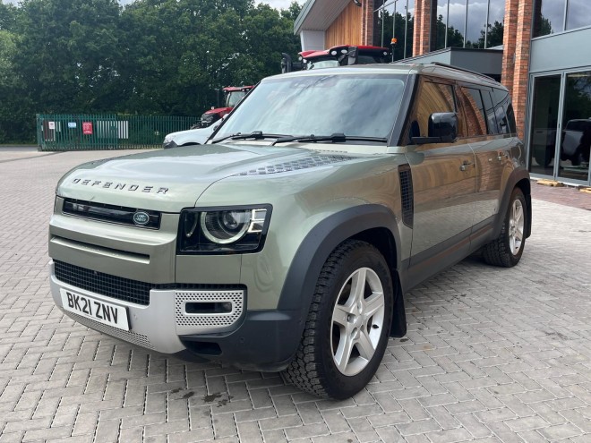 Land Rover Defender 3.0 D250 Hard Top SE Auto Commercial