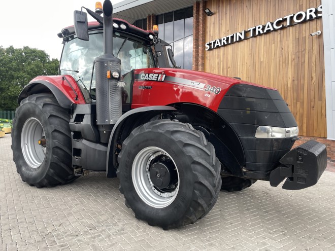 Case IH Magnum 340 CVX c/w Full Accuguide