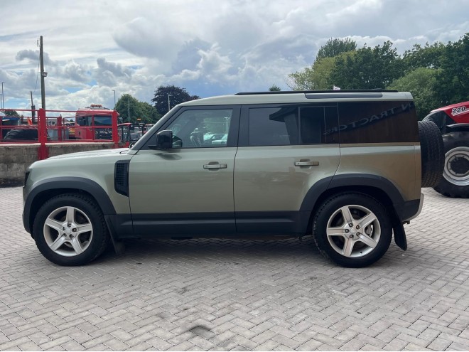 Land Rover Defender 3.0 D250 Hard Top SE Auto Commercial