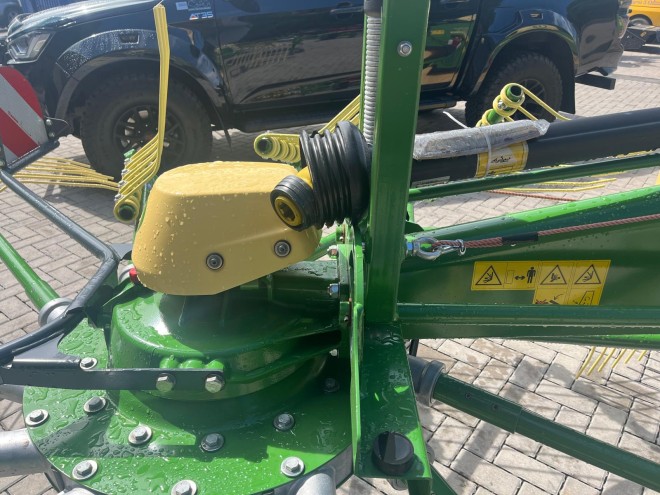 Krone Swadro 460 Single Rotor Rake