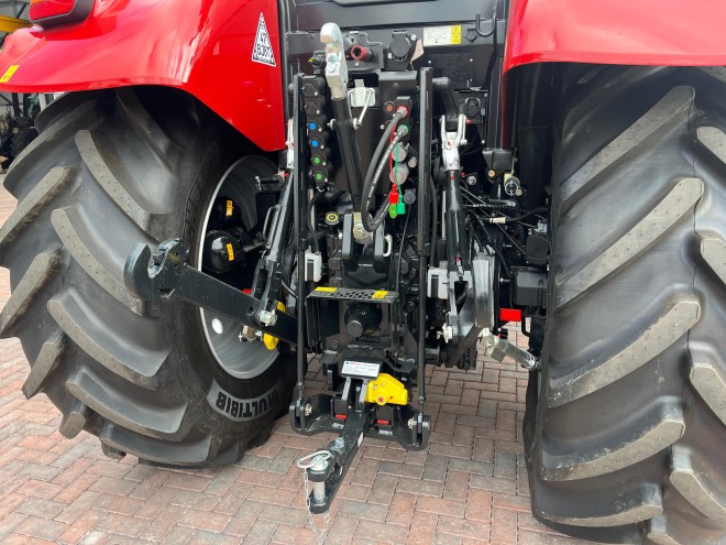 Case IH Puma 165 Multicontroller Full Powershift Front Linkage Accuguide Ready C/W MX Loader