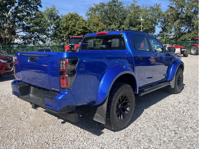 Isuzu DMAX Arctic Trucks AT35 Auto