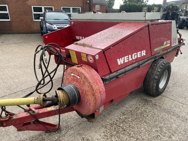 Welger AP 730 Baler