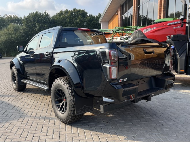 Isuzu DMAX Arctic Trucks AT35 Auto