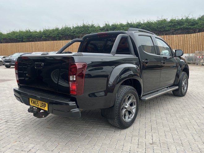 Isuzu D-max 2.5TD Blade Double Cab 4x4