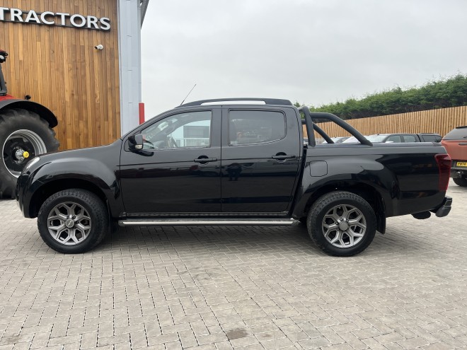 Isuzu D-max 2.5TD Blade Double Cab 4x4