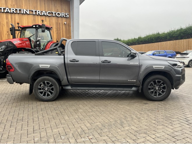 Toyota Hilux Invincible X D/Cab Pick Up 2.8 D-4D Auto