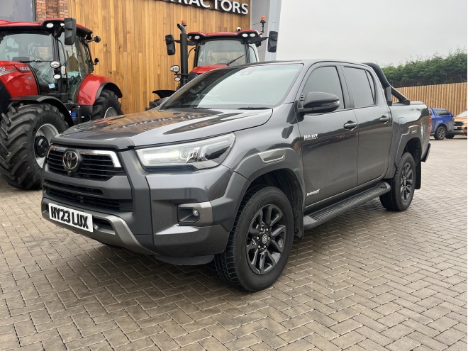 Toyota Hilux Invincible X D/Cab Pick Up 2.8 D-4D Auto