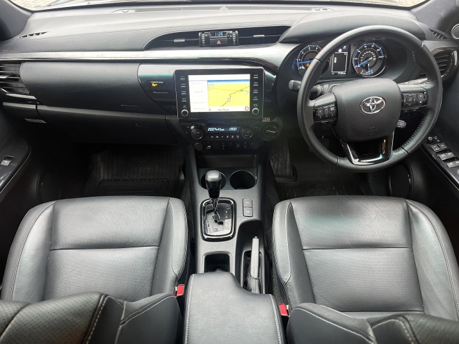 Toyota Hilux Invincible X D/Cab Pick Up 2.8 D-4D Auto